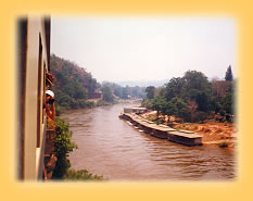 Am River Kwai entlang