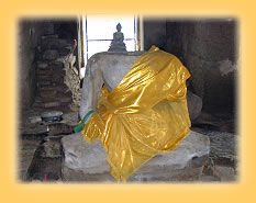 Buddha im Prang Sam Yot