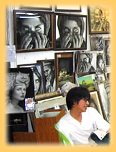 Maler auf dem Nachtmarkt in Chiang Mai