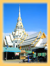 Wat Sothorn in Chachoengsao